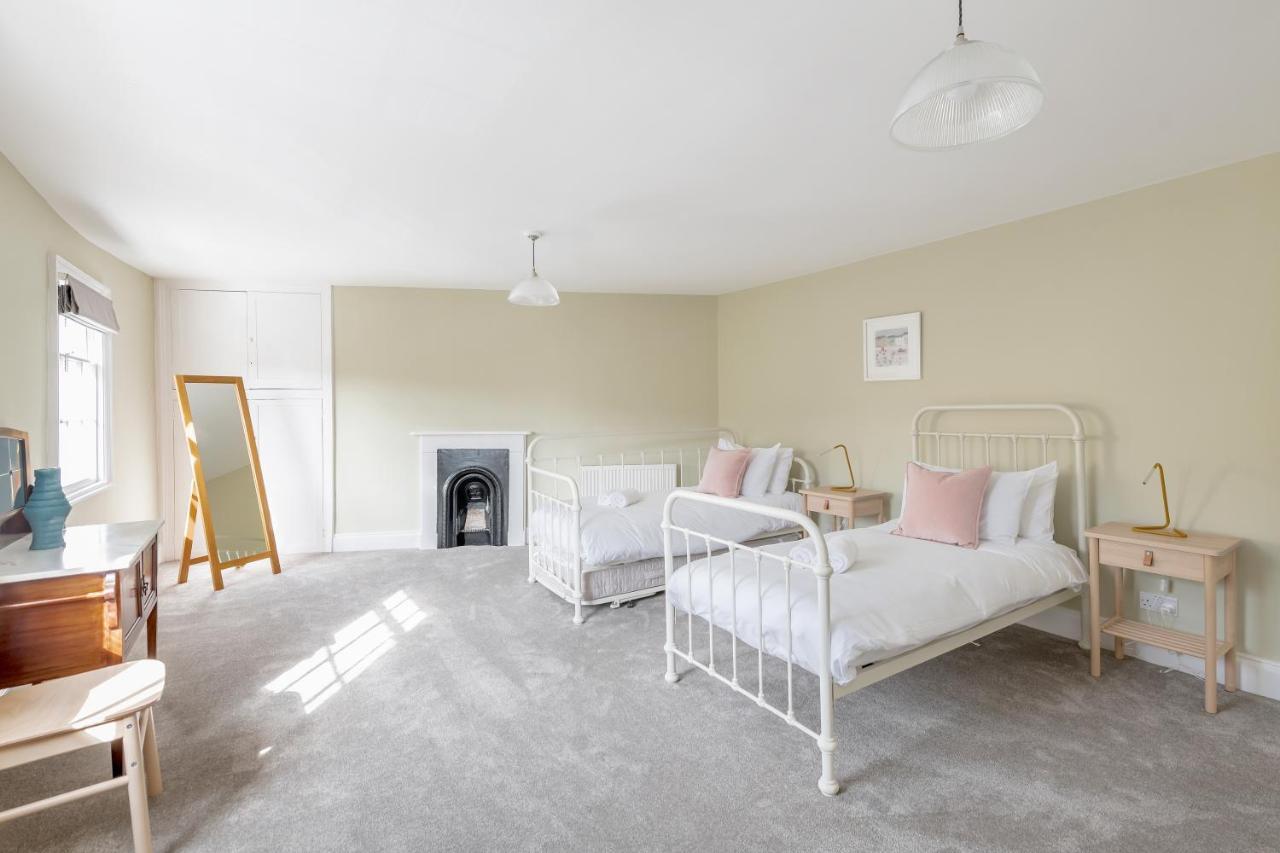 Apartamento Spacious Maisonette With Parking - 10 Mins Walk From Bath Abbey - 2 Bed & 2 Bath Exterior foto